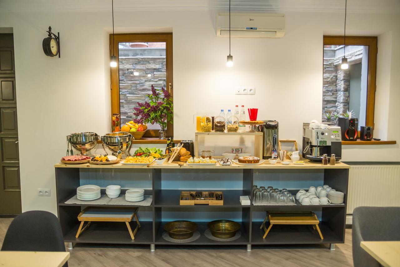 Stay Boutique Hotel Тбилиси Екстериор снимка