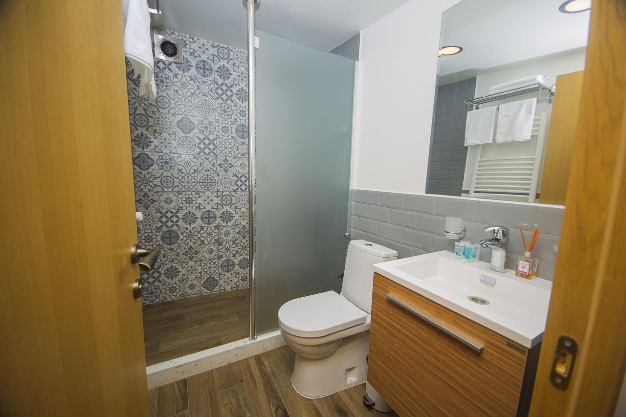 Stay Boutique Hotel Тбилиси Екстериор снимка