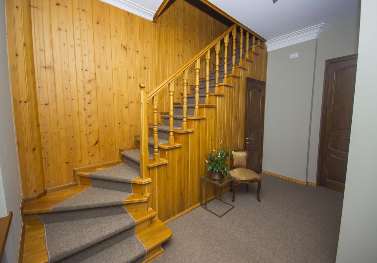 Stay Boutique Hotel Тбилиси Екстериор снимка