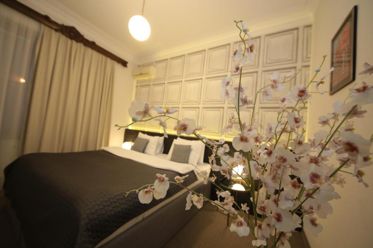 Stay Boutique Hotel Тбилиси Екстериор снимка