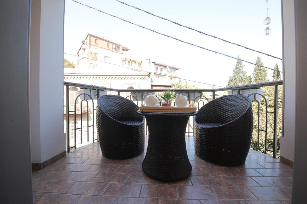 Stay Boutique Hotel Тбилиси Екстериор снимка