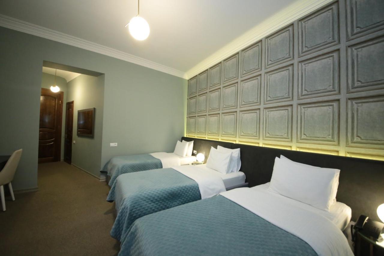 Stay Boutique Hotel Тбилиси Екстериор снимка