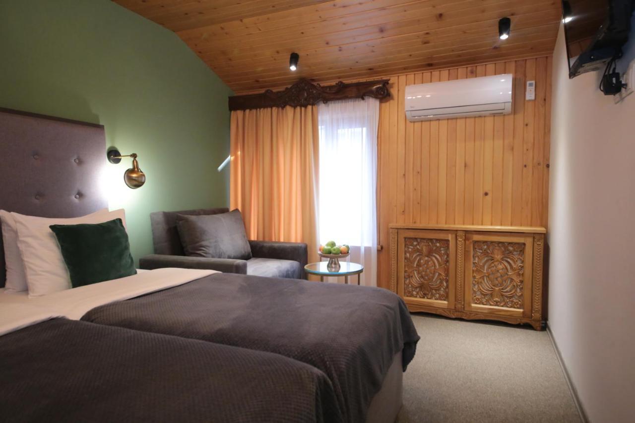Stay Boutique Hotel Тбилиси Екстериор снимка