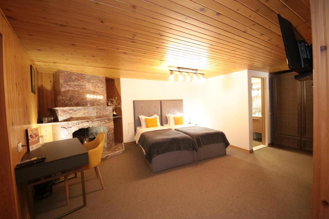 Stay Boutique Hotel Тбилиси Екстериор снимка