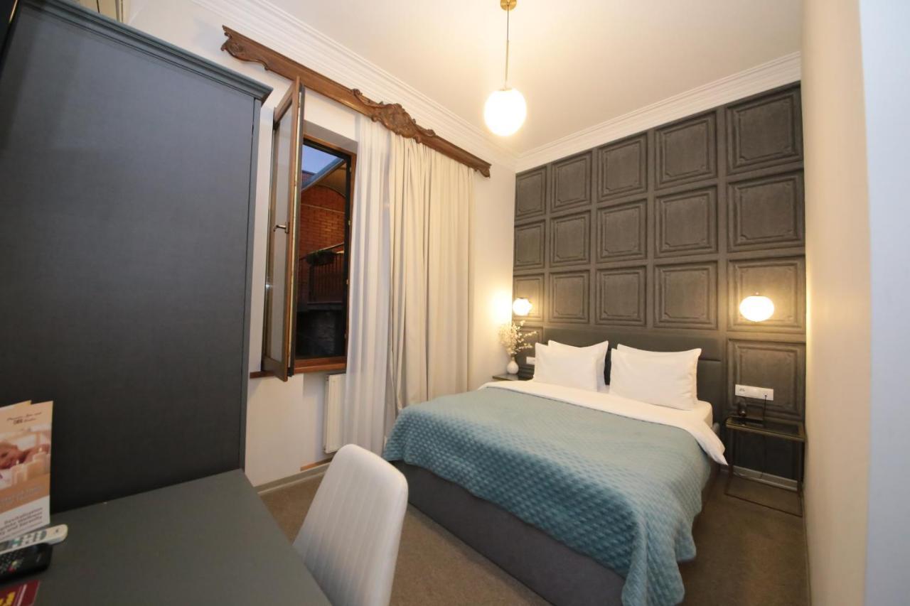 Stay Boutique Hotel Тбилиси Екстериор снимка